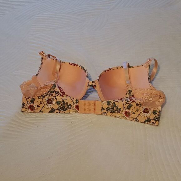 Sophie B. Ladies Bra 36B - Picture 6 of 6